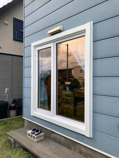 住まいの工事屋さんのアルミサッシより断熱サッシへ交換しました。の施工後の写真3