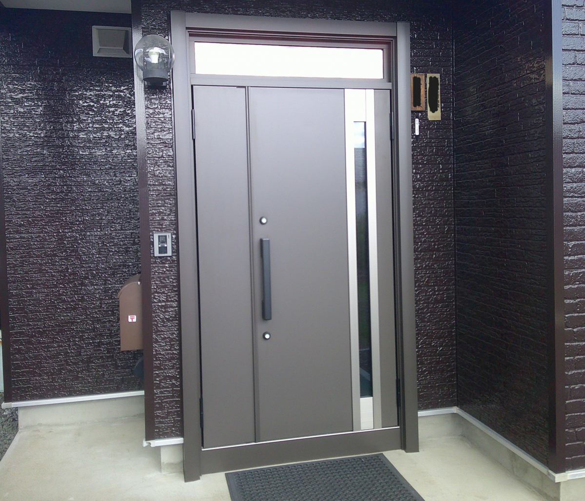 住まいの工事屋さんの残りの窓を取り換えました。の施工後の写真2