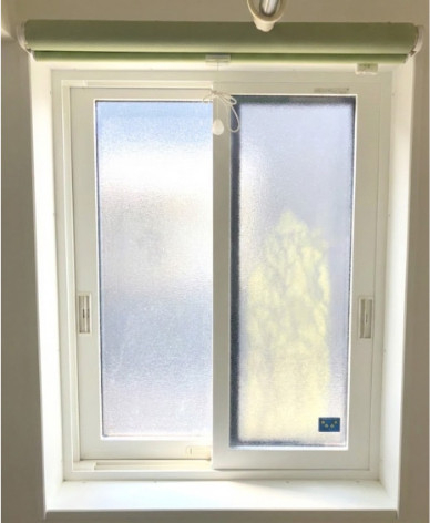 石田トーヨー住器 都城支店の洗面所の冷気・寒いを工事2時間以内で解決の施工前の写真1