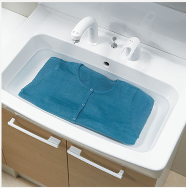 ユーライフの2階の洗面化粧台をLIXILの【オフト】へ取替えました✨の施工事例詳細写真1