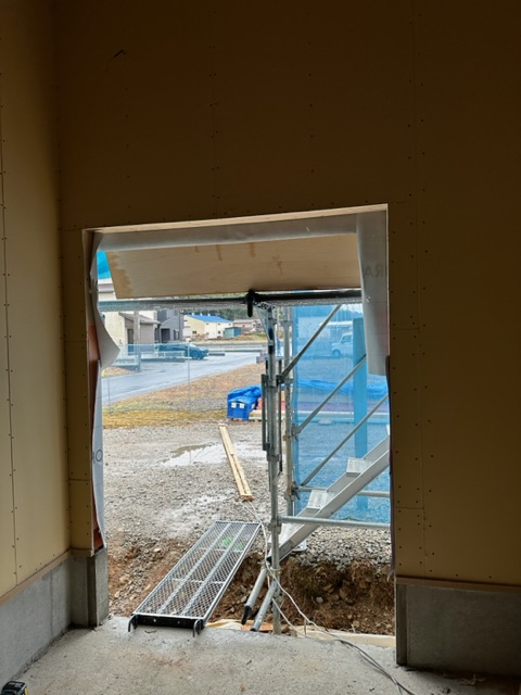 ユーライフのガレージシャッタークワトロの施工前の写真1