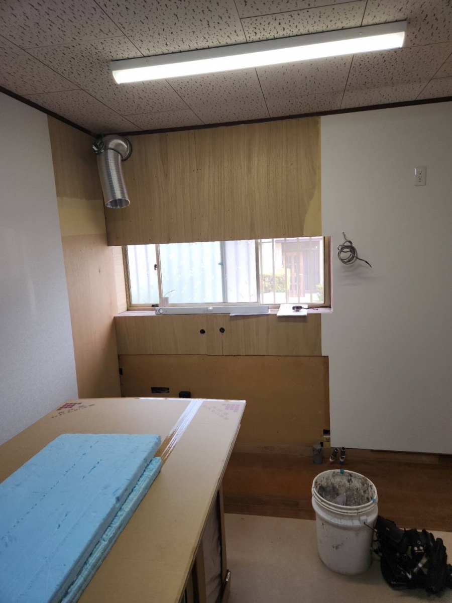 ユーライフのキッチン工事の施工前の写真1
