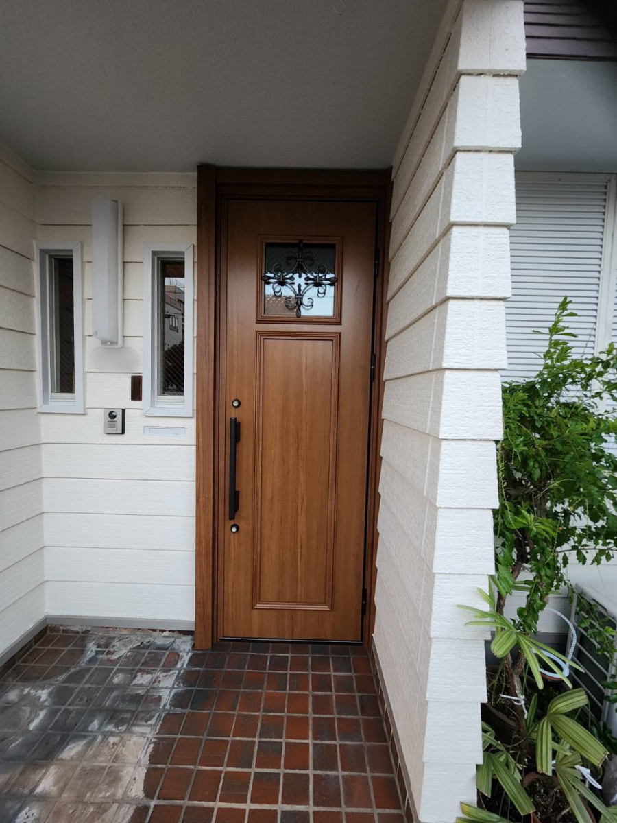 ユーライフの玄関リフォームで、安心と快適を。の施工後の写真1