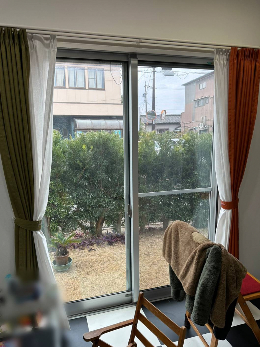 ユーライフの補助金を活用してお得に窓リフォーム！の施工前の写真1
