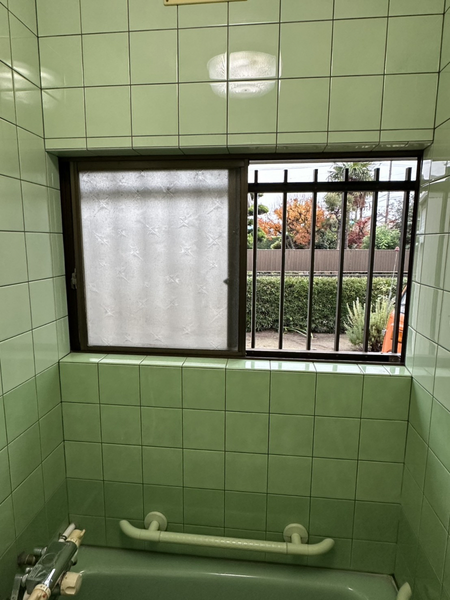 ユーライフの家の中の寒い場所も快適に！内窓リフォームの施工前の写真1