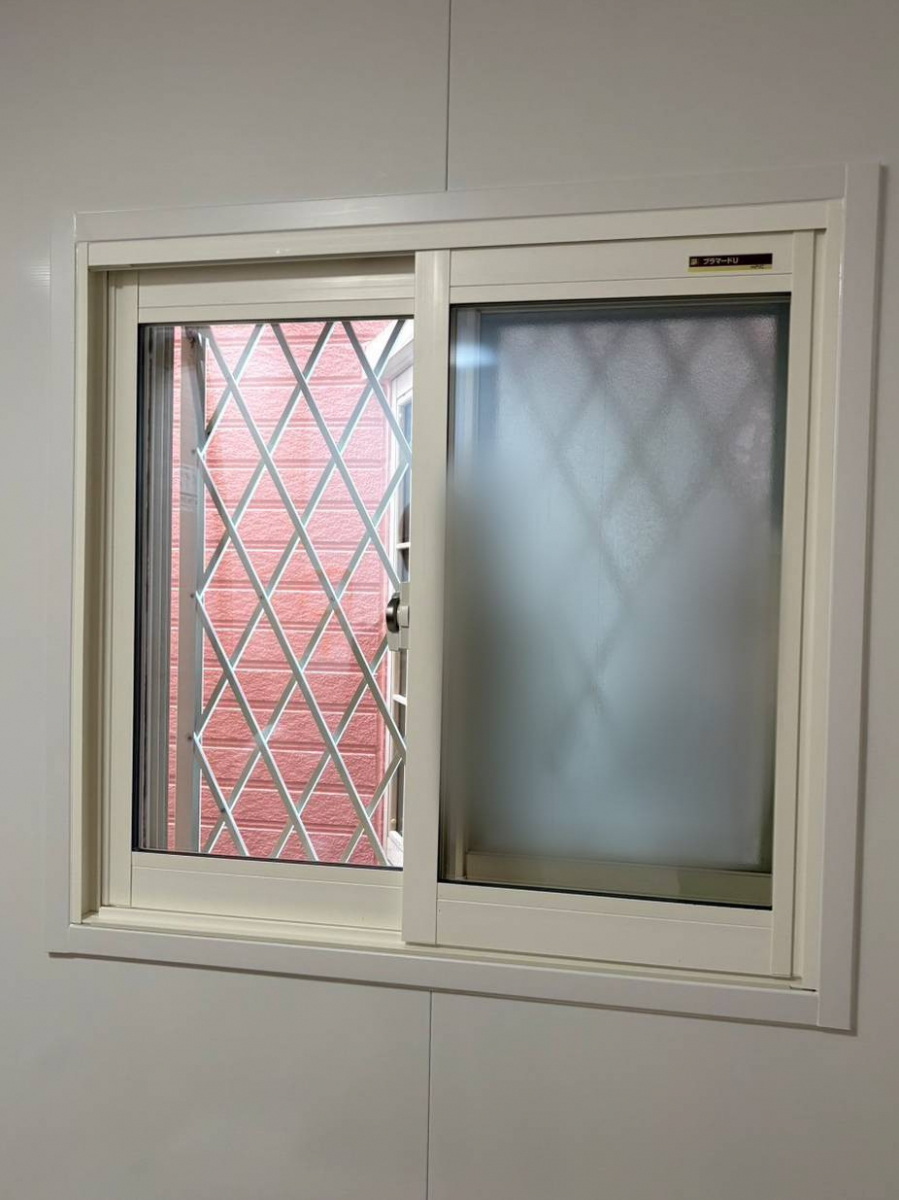 ユーライフの寒い浴室に内窓を取付けてヒートショック対策を‼の施工後の写真1