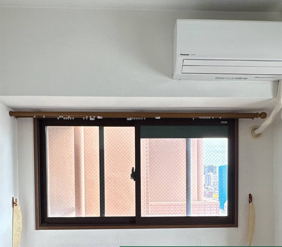 ユーライフの冬の寒さに悩まされる寝室に内窓を取付けて快適空間に‼の施工後の写真2