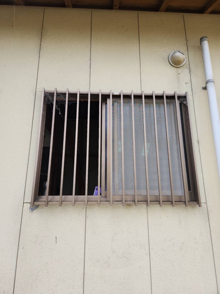 ユーライフの浴室の窓サイズを小さくして断熱効果アップ⤴の施工前の写真2