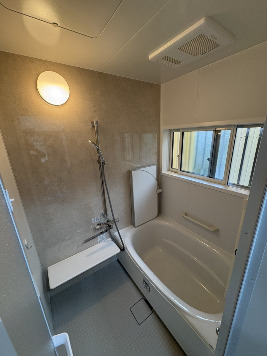 ユーライフの寒いお風呂からあたたかい快適なお風呂へ🛁の施工後の写真2