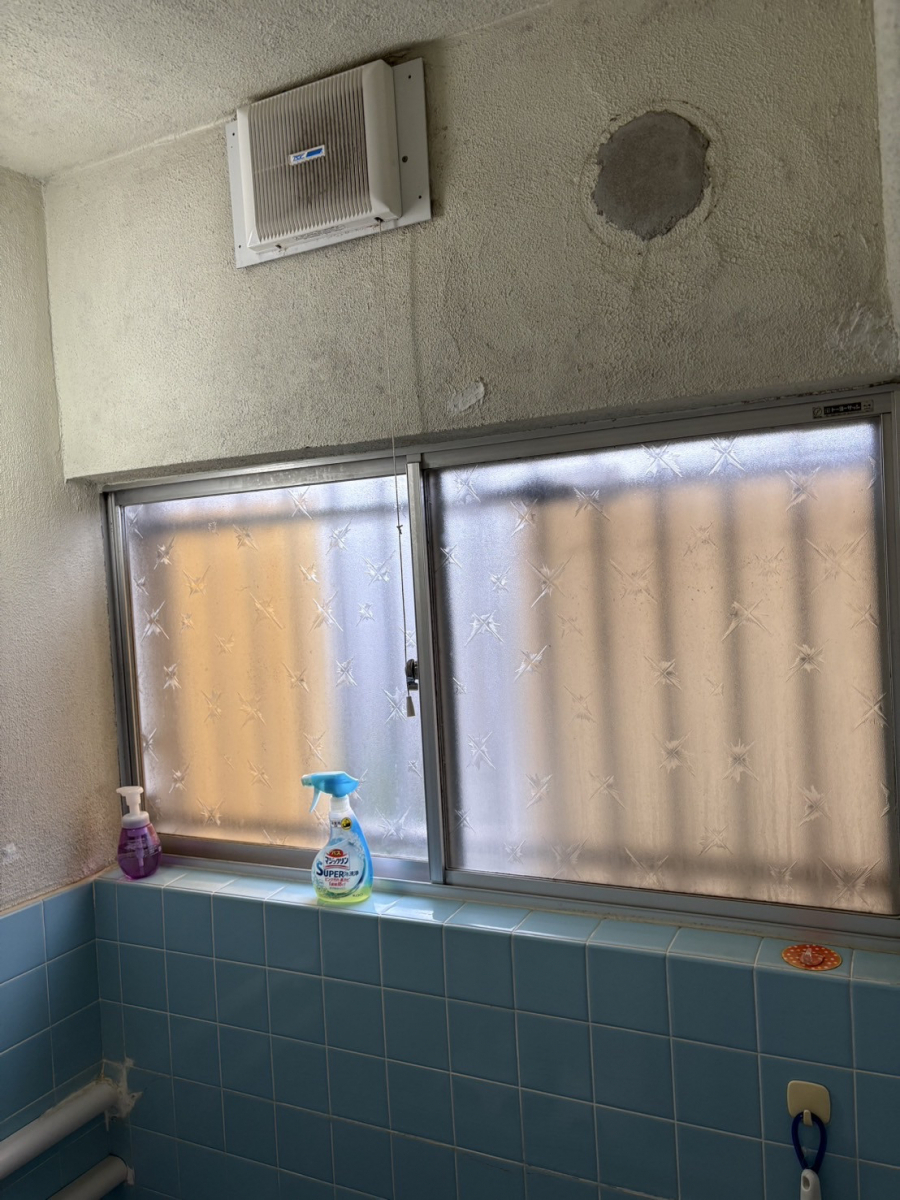 ユーライフの寒いお風呂からあたたかい快適なお風呂へ🛁の施工前の写真1