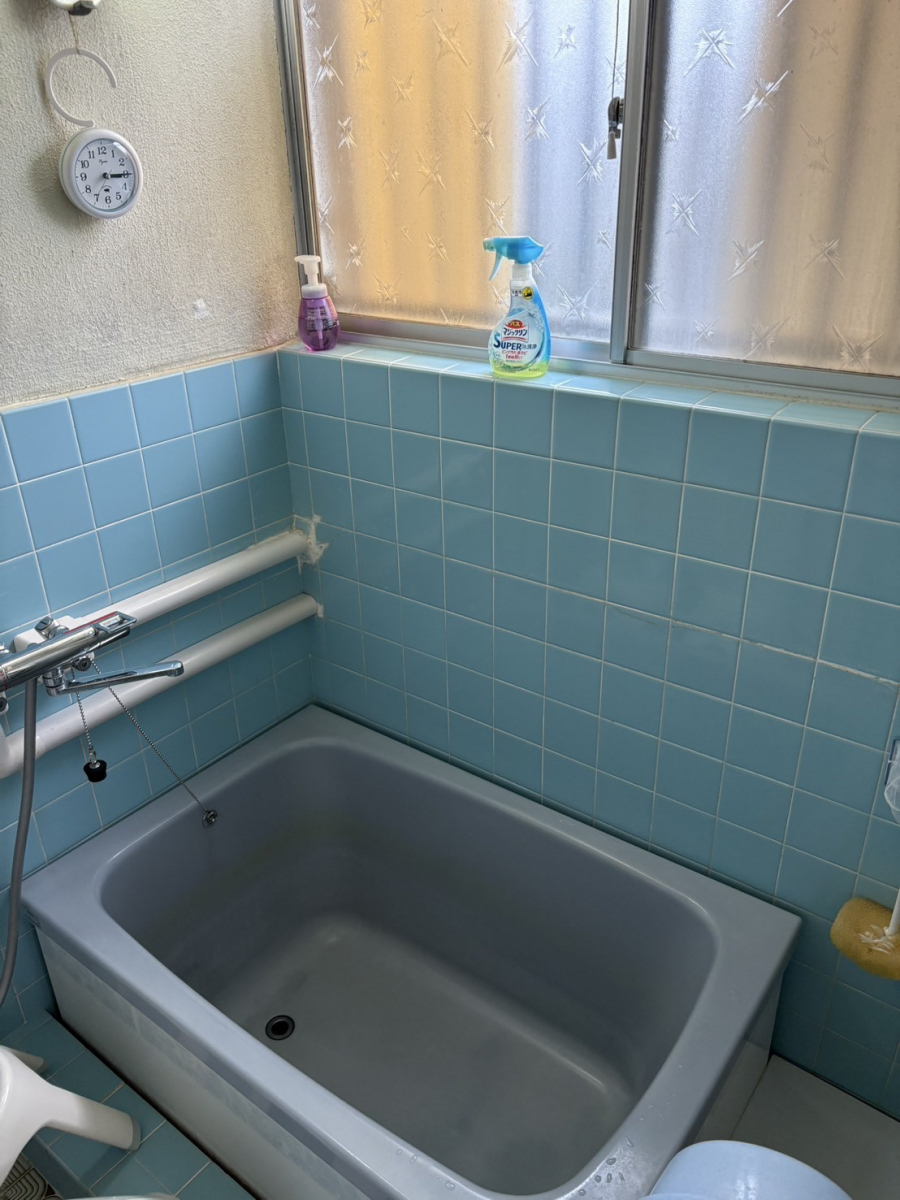 ユーライフの寒いお風呂からあたたかい快適なお風呂へ🛁の施工前の写真2