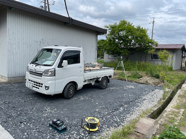 山本ガラスのカーポートの施工ですの施工前の写真1