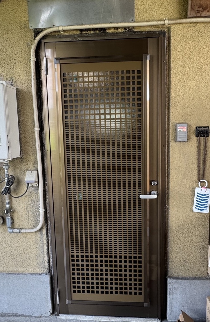 山本ガラスの防犯のためにの施工後の写真1