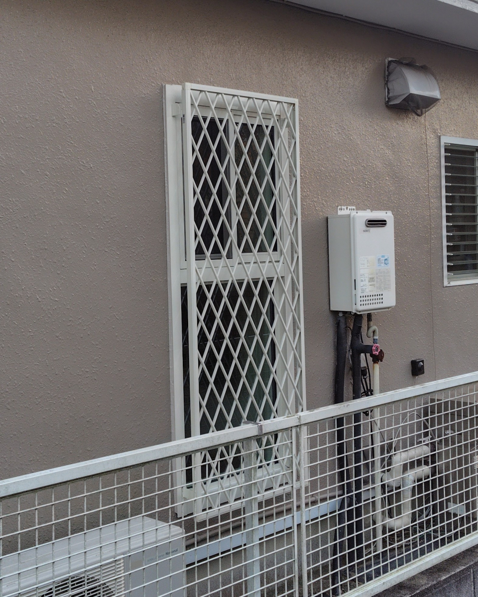 イガリアルミトーヨー住器の【茂原市　N様邸】取替窓「リプラス」で窓の見た目も機能もアップデートしました🫡の施工後の写真1