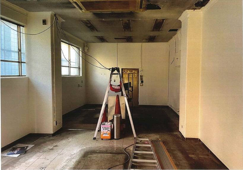 北摂トーヨー住器の店舗室内の塗装工事の施工後の写真3