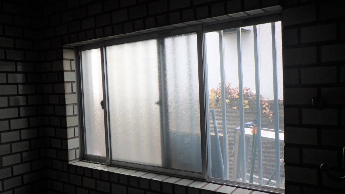 北摂トーヨー住器の冬場の窓のお悩みご相談ください！の施工前の写真1