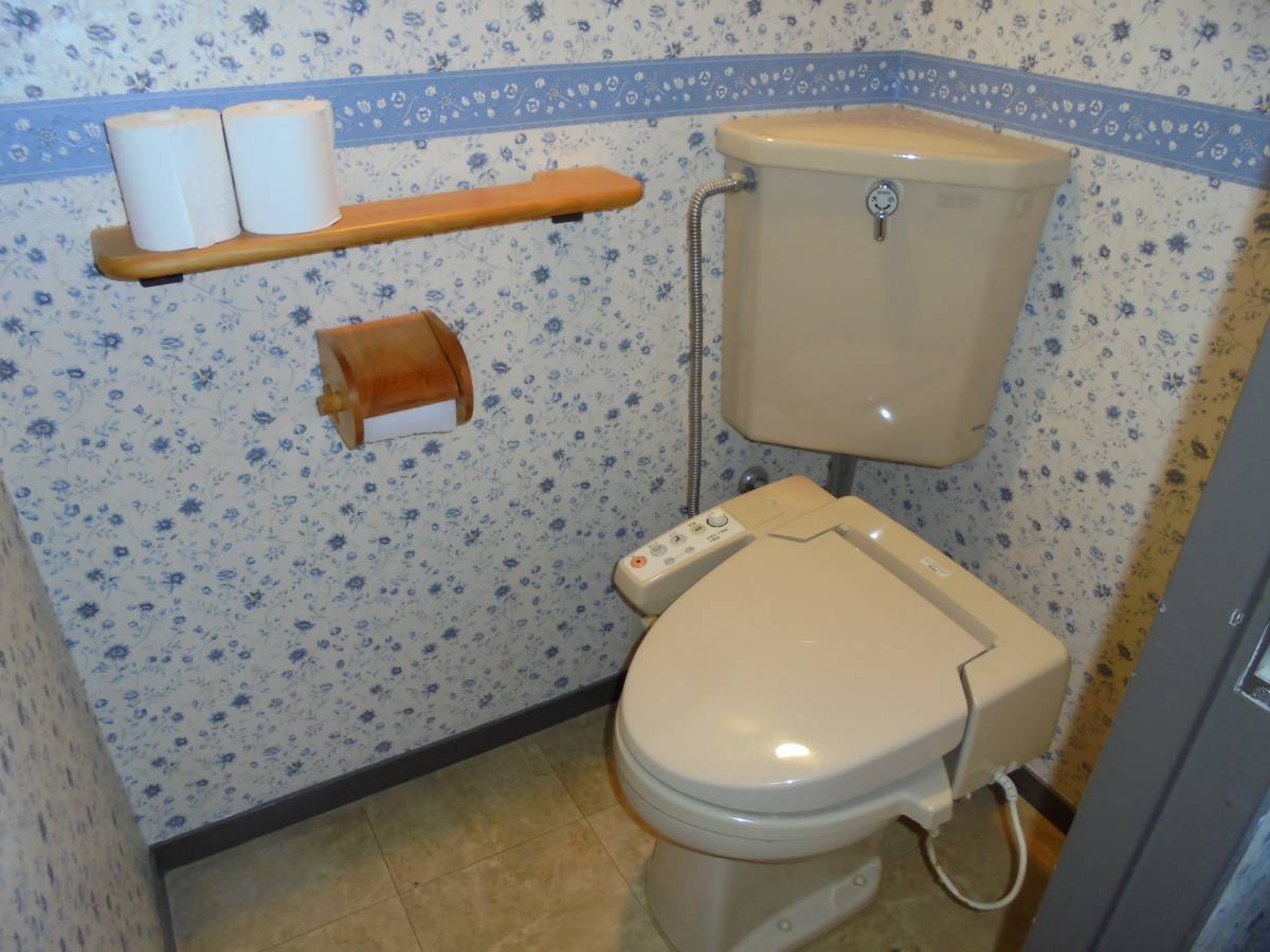 北摂トーヨー住器の浴室・洗面・トイレ入替工事の施工前の写真3