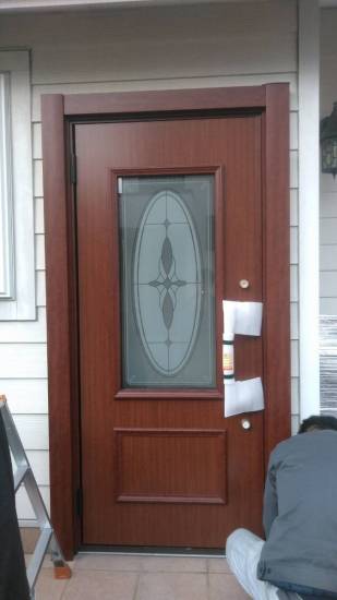 北摂トーヨー住器の玄関ドア取替工事施工事例写真1