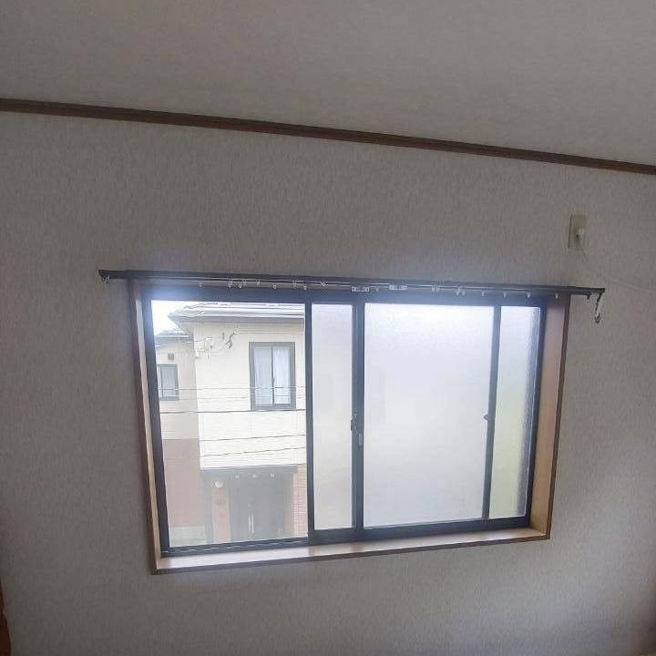 青梅トーヨー住器 日野店の日野市/内窓で快適空間を・・・★の施工前の写真1
