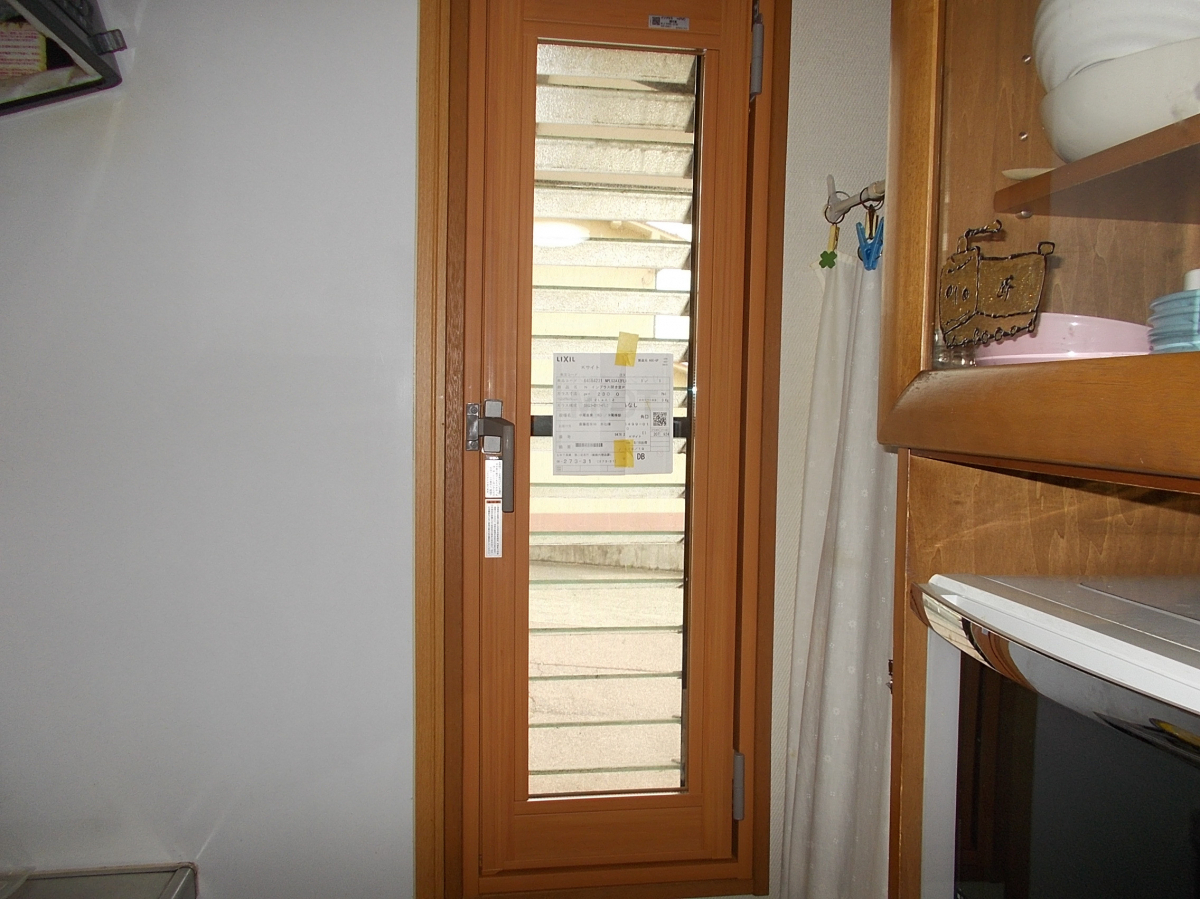 中尾産業の窓リノベ補助金+養父市省エネ住宅補助金の施工後の写真1