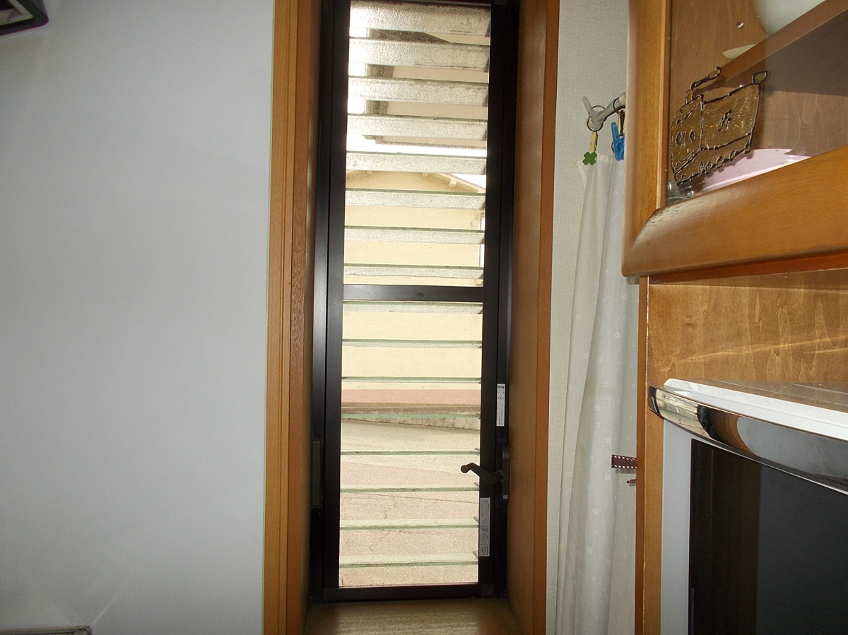 中尾産業の窓リノベ補助金+養父市省エネ住宅補助金の施工前の写真1