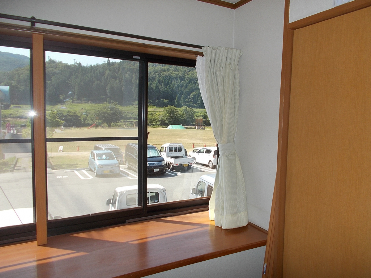 中尾産業の窓リノベ補助金+養父市省エネ住宅補助金の施工前の写真3