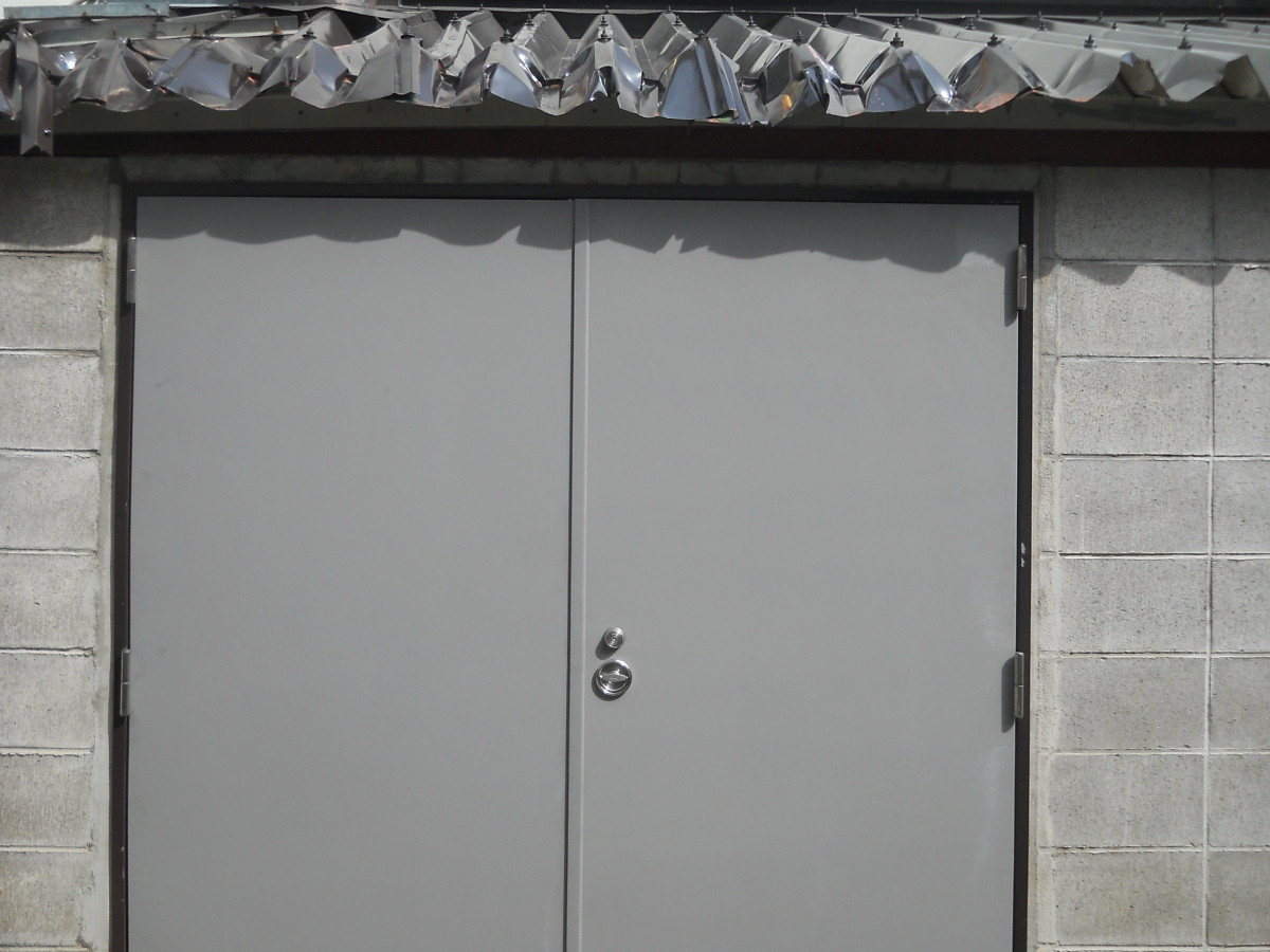 中尾産業のスチールドアの取替えもお引き受けしますの施工後の写真2