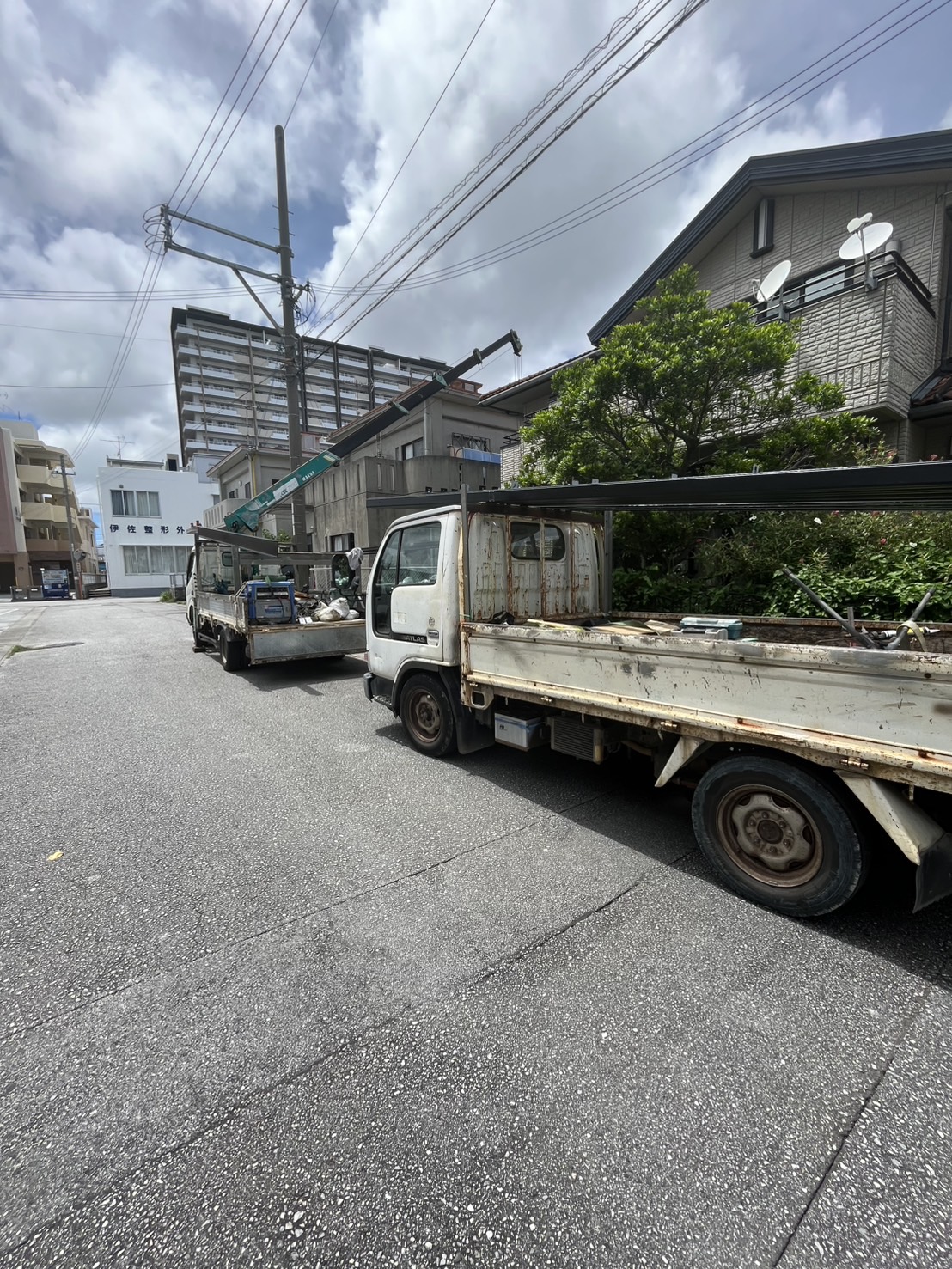 トーヨー建材の【沖縄市】日射対策で鉄骨車庫を設置しました！の施工事例詳細写真3