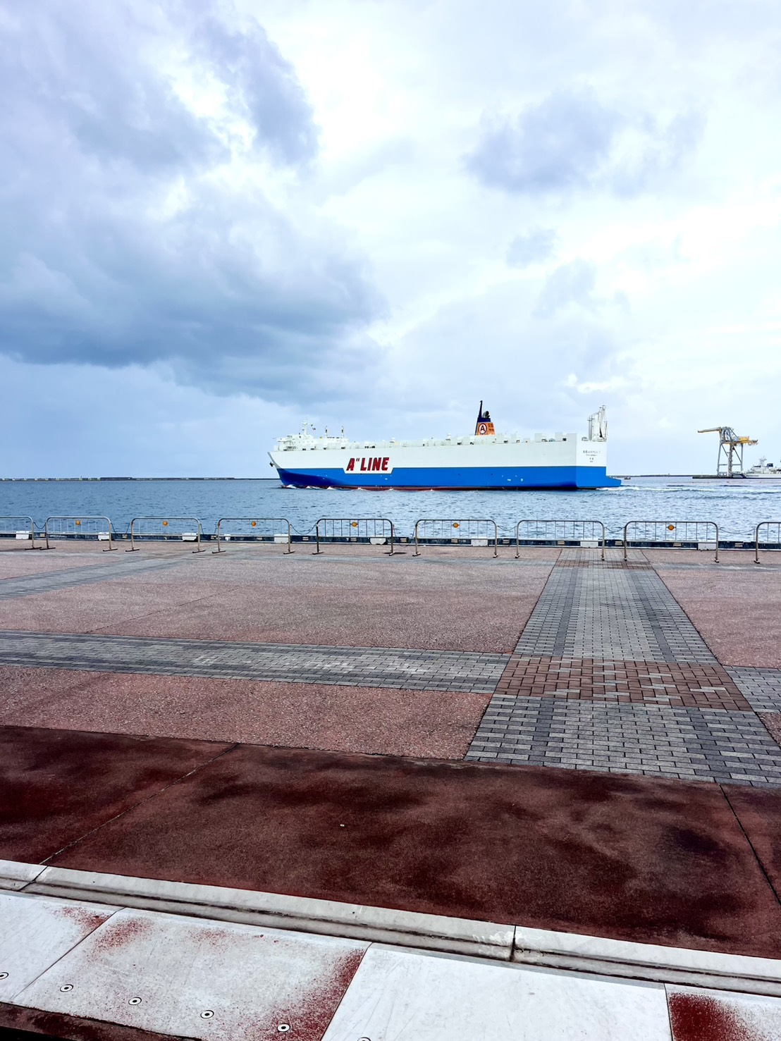 トーヨー建材の那覇クルーズターミナルのコンベヤ室に防火設備ドア『クルージュK』を取付けました！！の施工事例詳細写真7