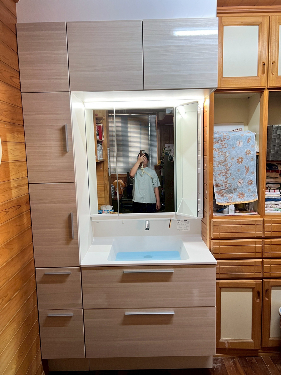トーヨー建材の【番外編】洗面化粧台を新しくの施工後の写真2