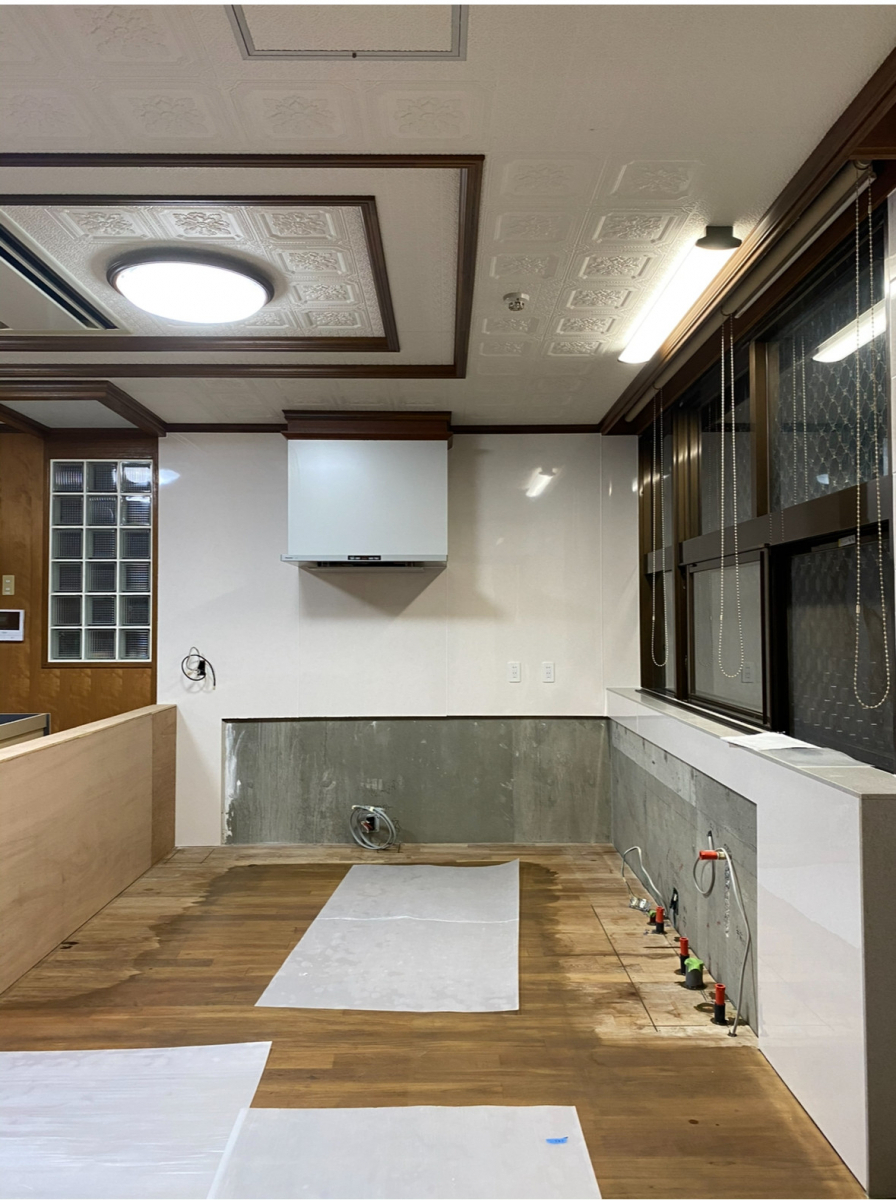 トーヨー建材のシステムキッチン女性目線でのご提案取替施工事例です!(^^)!の施工前の写真3