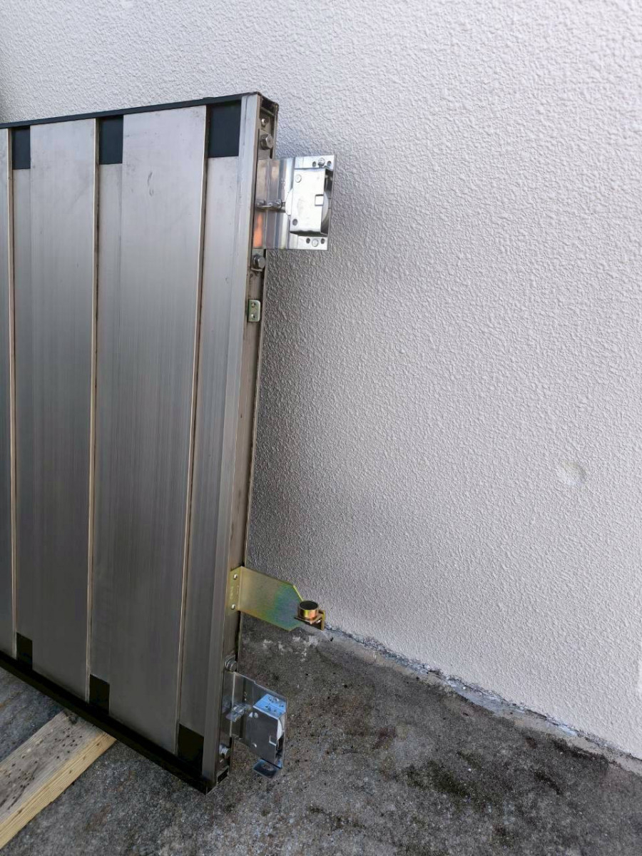 トーヨー建材のノーバスⅡ玄関引き戸の不具合修理を行いました！の施工後の写真2