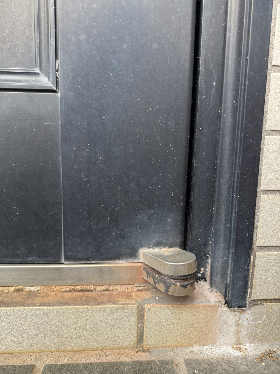 トーヨー建材の室内から見る色も大事です！の施工前の写真2