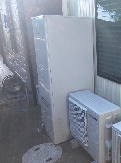 秀和のエコキュートが調子が悪くなったとのご依頼で交換実施しました。の施工後の写真1