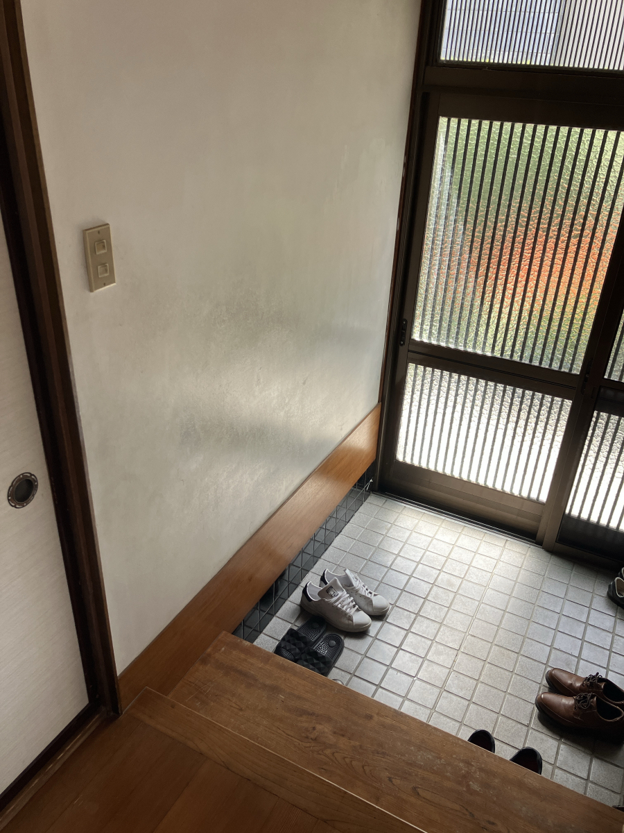 秀和の【介護保険適用】手すり設置で安全・安心を向上!の施工前の写真1