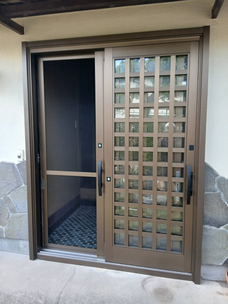 秀和の【LIXILリシェント】玄関の暑さ不安を解消!快適な住まいへの施工後の写真1