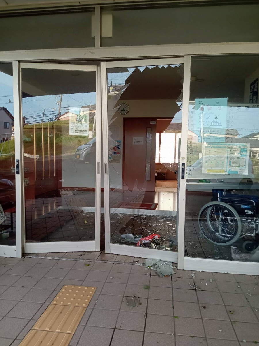 秀和の【竜巻被害からの迅速な復旧】お客様の安全と安心のためにの施工前の写真1