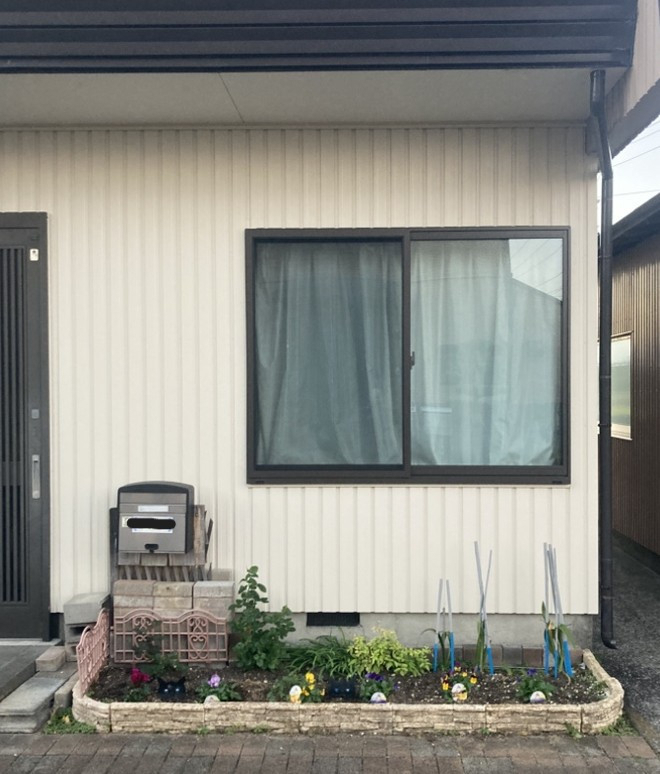 秀和の【強い風で雨戸がガタガタ】古いサッシを新しくしました。の施工後の写真1