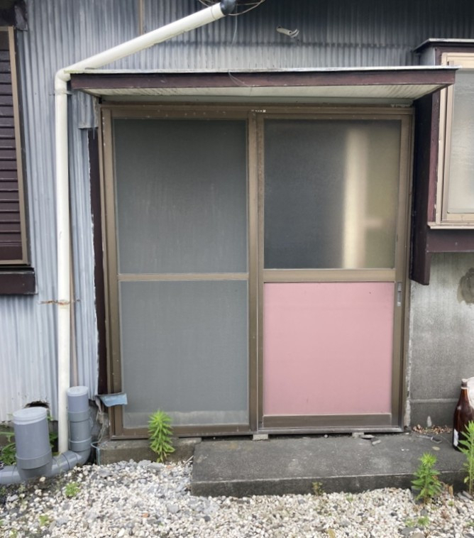 秀和の【勝手口：ガゼリア】限られたスペースを有効活用！の施工前の写真1