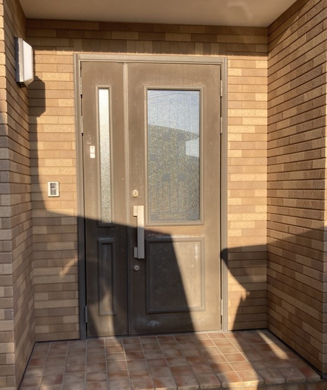 秀和の【毎日使う場所だからこそ、より快適に】機能美と断熱性を両立した住まいの顔の施工前の写真1