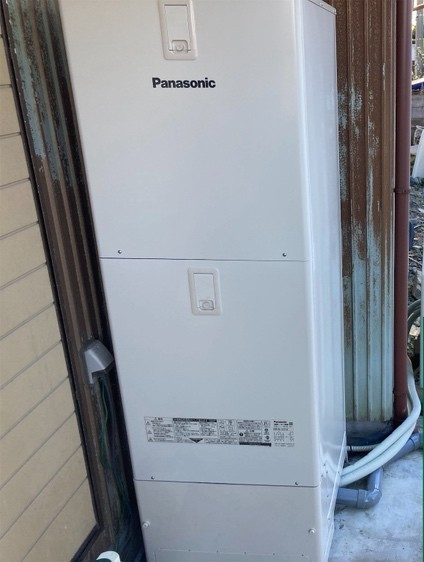 秀和の冬の故障前に。長年使ったエコキュートを交換の施工後の写真1