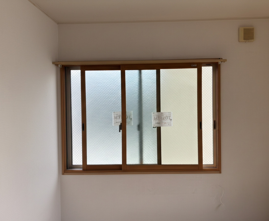 秀和の【断熱対策の第一歩！】インプラス設置で冬の備えを万全にの施工後の写真1