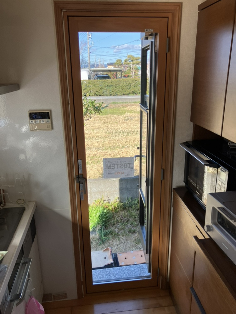 秀和の【えっ、勝手口にもつくの？】「扉に扉」のインプラスで断熱！の施工後の写真1