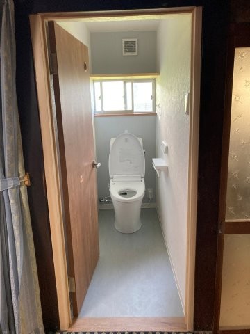 アイムホームの１DAYリフォームで玄関リシェント＆トイレ改修✨の施工事例詳細写真2