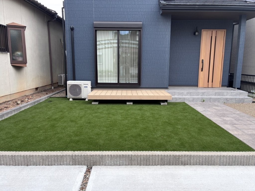アイムホームの人工芝&ウッドデッキ😊の施工事例詳細写真1