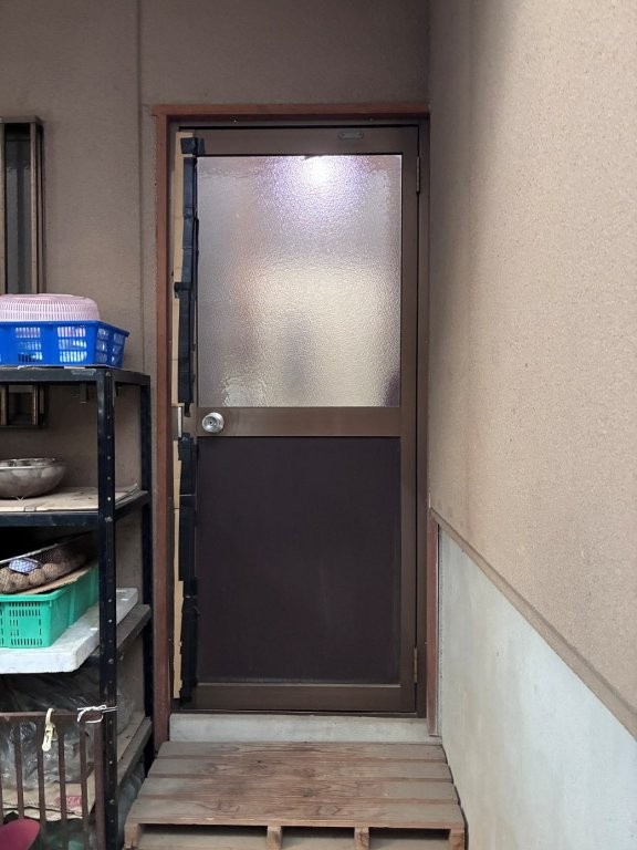 アイムホームの勝手口のリシェント工事😊の施工前の写真1