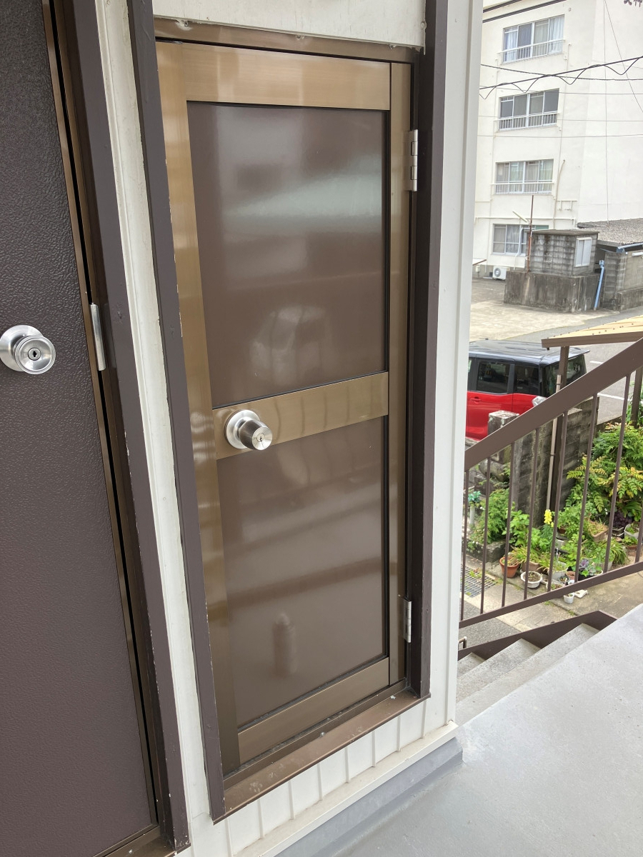 広海クラシオ 徳島応神店の【リフォーム】ガスチャンバードア取替工事【徳島市】の施工後の写真1