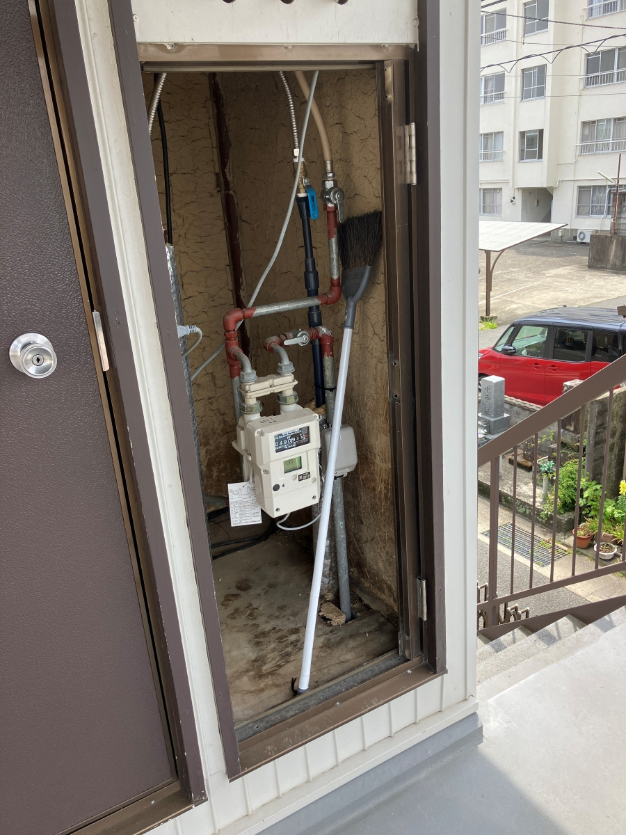 広海クラシオ 徳島応神店の【リフォーム】ガスチャンバードア取替工事【徳島市】の施工前の写真1