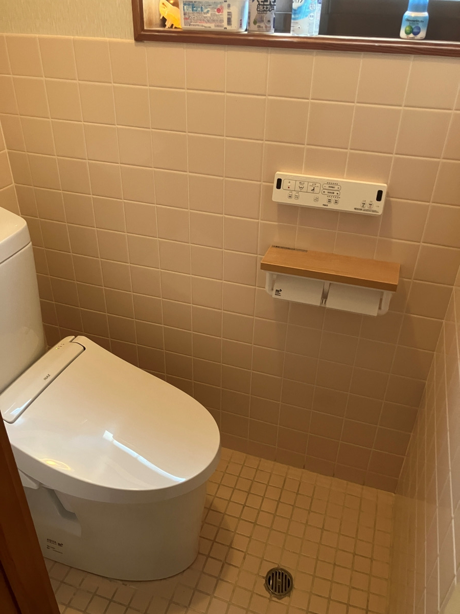 広海クラシオ 徳島応神店の【トイレリフォーム】LIXIL　アメージュの施工後の写真1