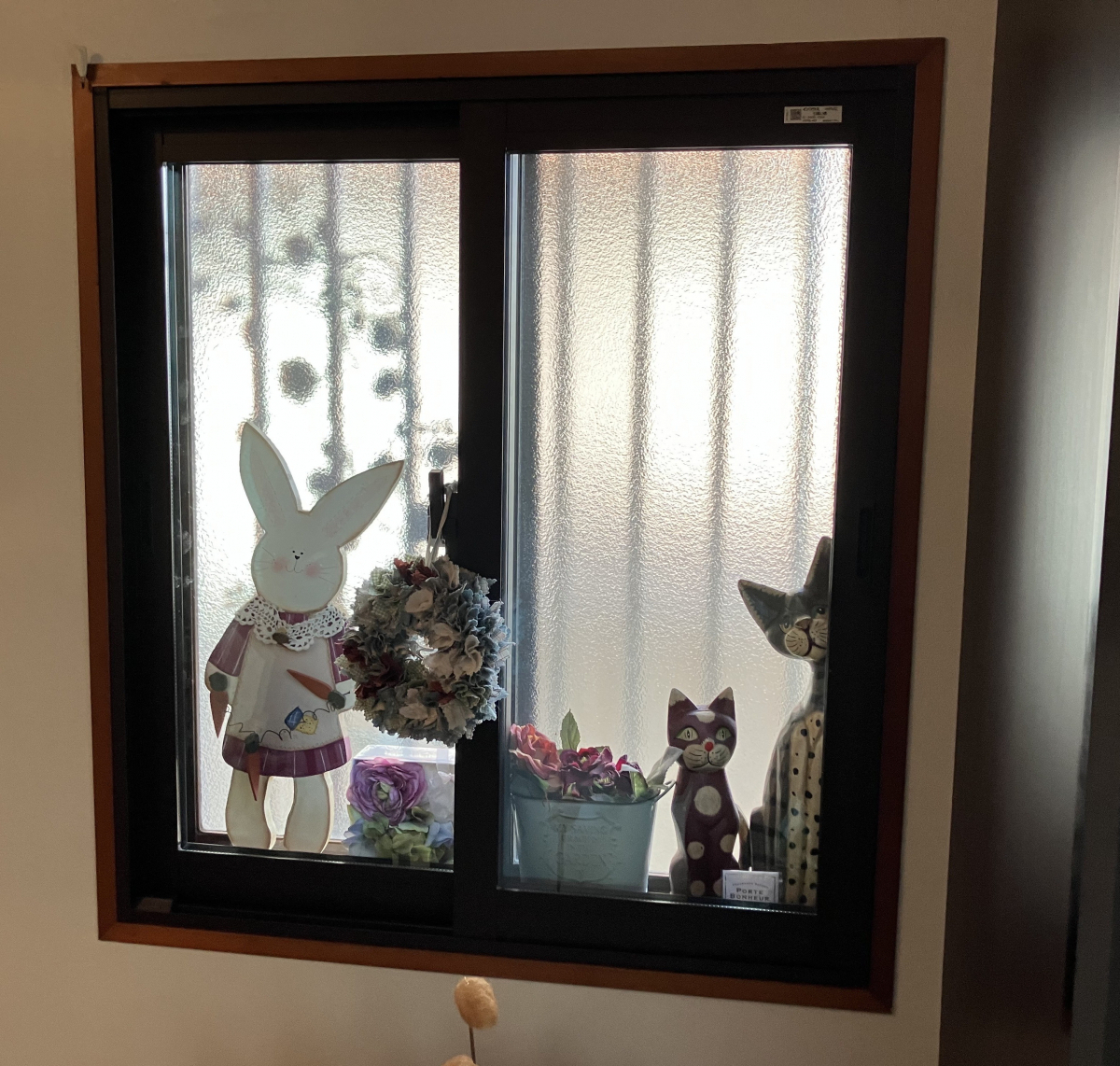 窓の匠イトゼンのまるでお家が美術館！？ 飾って楽しむ内窓インプラスの施工後の写真3